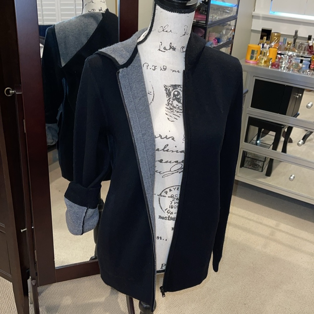 Theory boiled felted wool & cashmere Braxton hoodie w/ side slit pockets refined